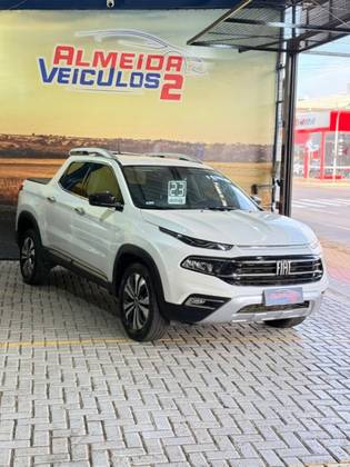 FIAT TORO 2.0 16V TURBO DIESEL VOLCANO 4WD AT9 FIAT TORO 2.0 16V TURBO DIESEL VOLCANO 4WD AT9